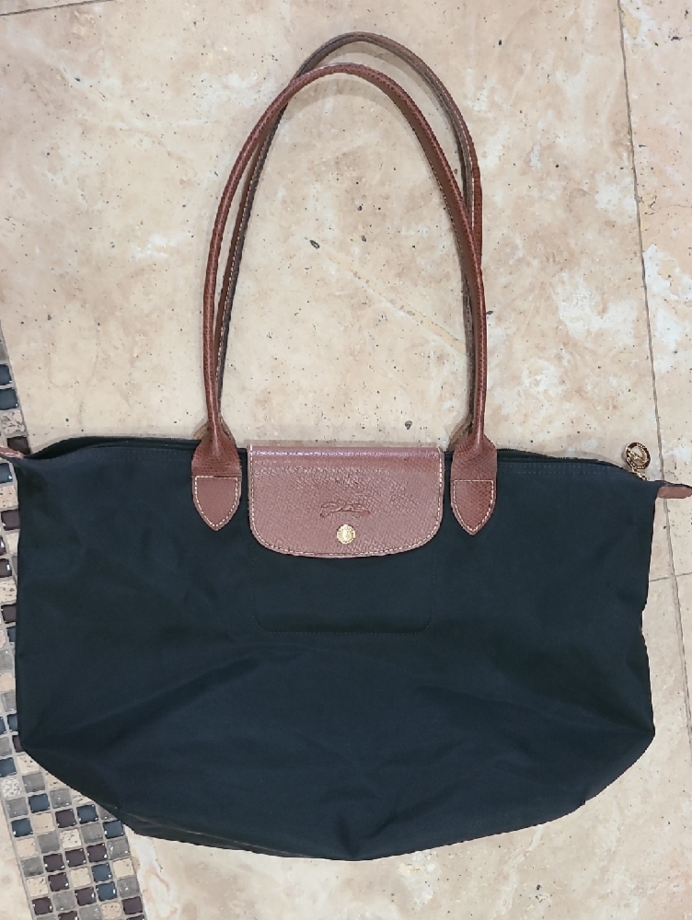 Longchamp Brown Pebbled Leather Snap Shoulder Bag with Gold-Tone Button - Picture 5 of 12